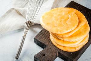 Cloud bread: Συνταγή για πειραγμένο ψωμί με 3 υλικά