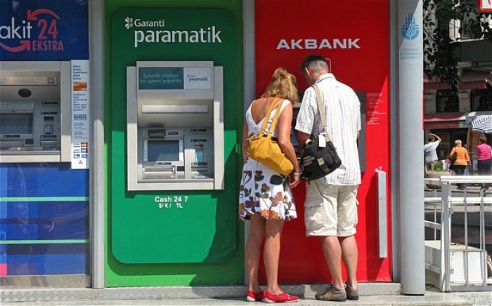 Συμβουλές για αναλήψεις από ΑΤΜ του εξωτερικού