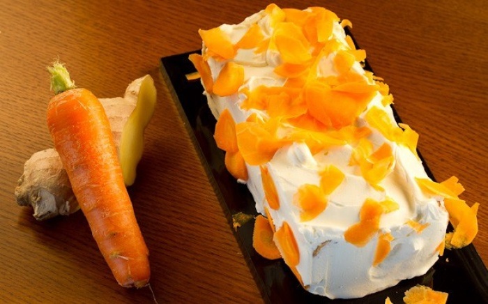 Easiest sexiest carrot cake