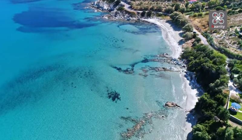 Λιανή Άμμος Εύβοιας: Η «πισίνα» του Αιγαίου, μόλις 2 ώρες από Αθήνα (Βίντεο)