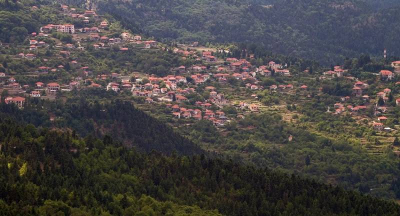 Άνω Χώρα Ναυπακτίας: Ιδανικό σκηνικό για επαφή με τη φύση (Φωτογραφίες)