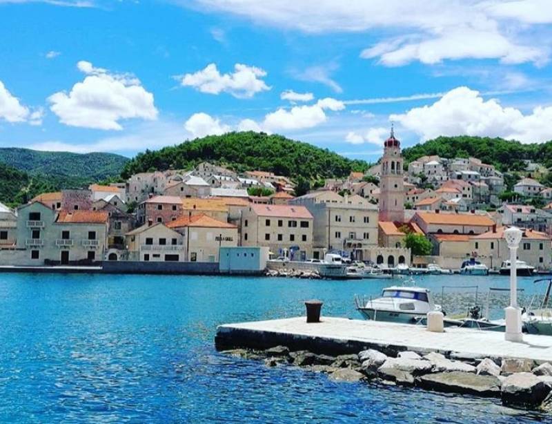 Πούσισκα: To νησί της Κροατίας που θυμίζει... Ελλάδα (Βίντεο)