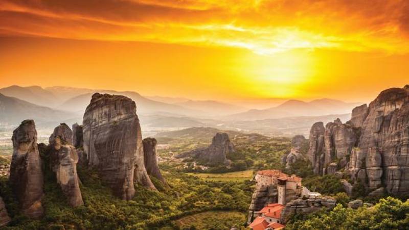 Travelpulse: Η Ελλάδα στους κορυφαίους προορισμούς για το 2022