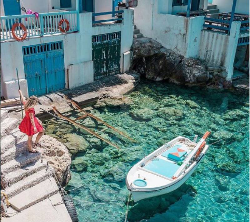 Airbnb: Σε ελληνικό νησί το πιο δημοφιλές σπίτι στο Instagram, το 2019 (pics)