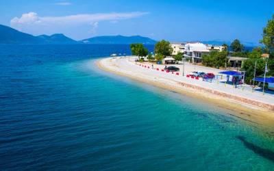 Πευκί - Ο δημοφιλής παραθαλάσσιος οικισμός της Βόρειας Εύβοιας (Φωτογραφίες)