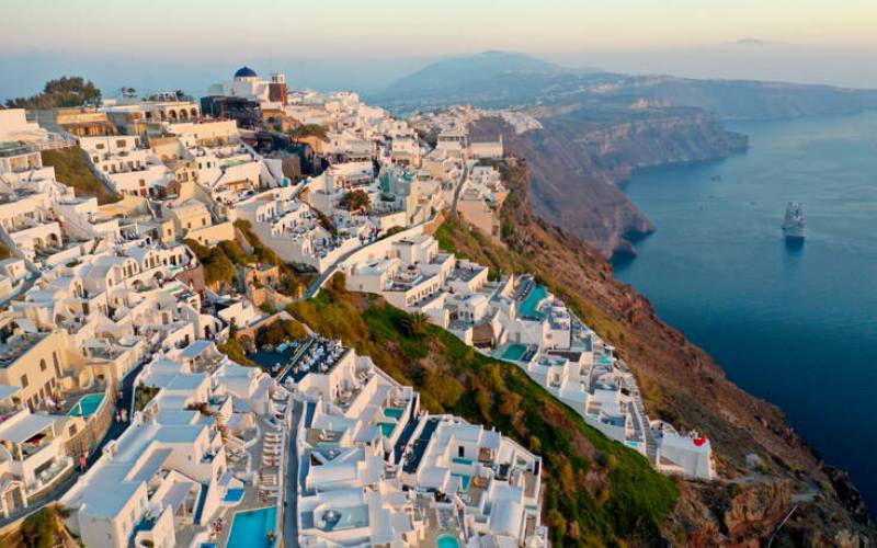 Πρώτος τουριστικός προορισμός με αεροπλάνο η Ελλάδα για τους Αυστριακούς