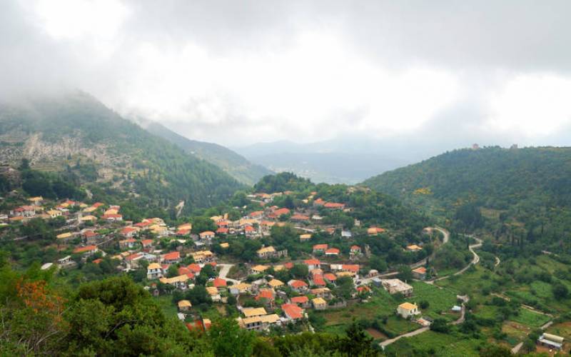 Εγκλουβή: Το ορεινό χωριό της Λευκάδας (Φωτογραφίες)