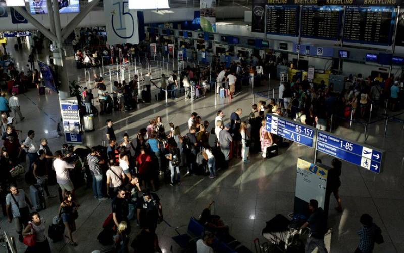 Σχεδόν 45 εκατομμύρια επιβάτες τον Αύγουστο στα ελληνικά αεροδρόμια