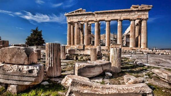Telegraph: Αθήνα, ο τέλειος προορισμός για το φθινόπωρο!