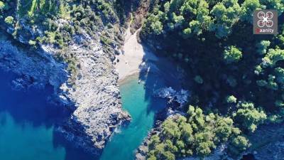 Εύβοια: Η ιδανική παραλία - πισίνα για μετά την καραντίνα (Βίντεο)