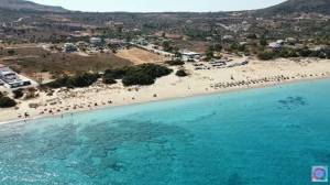 Ελαφόνησος: Η εξωτική παραλία Παναγία από ψηλά (Βίντεο)