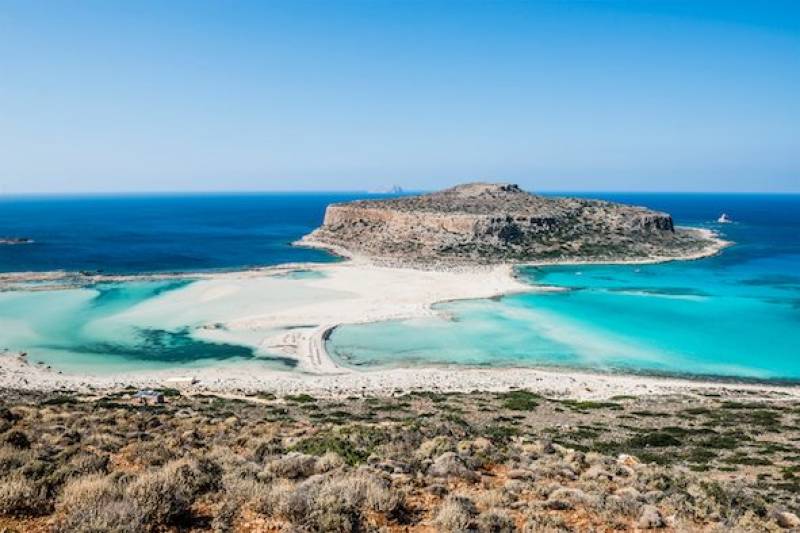 Ryanair: Αυτές είναι οι 10 καλύτερες παραλίες στην Ευρώπη (pics)