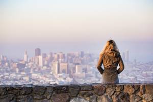 InsureMyTrip: Οι 10 top προορισμοί του 2023 για γυναίκες που ταξιδεύουν μόνες (pics)