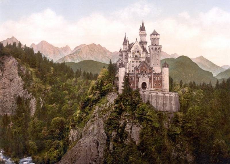 Γερμανία: Περιήγηση στο παραμυθένιο κάστρο Νοϊσβάνσταϊν (Βίντεο+φωτογραφίες)