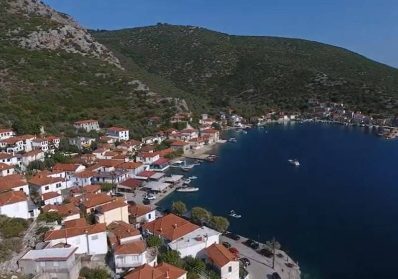 Αγία Κυριακή: Ένα πανέμορφο χωριό που συνδυάζει βουνό και θάλασσα (Βίντεο)