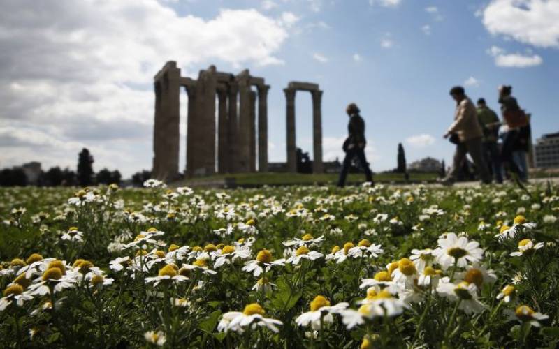 Der Standard: Δεν θα υπάρξει πρόβλημα για τους Αυστριακούς τουρίστες στην Ελλάδα