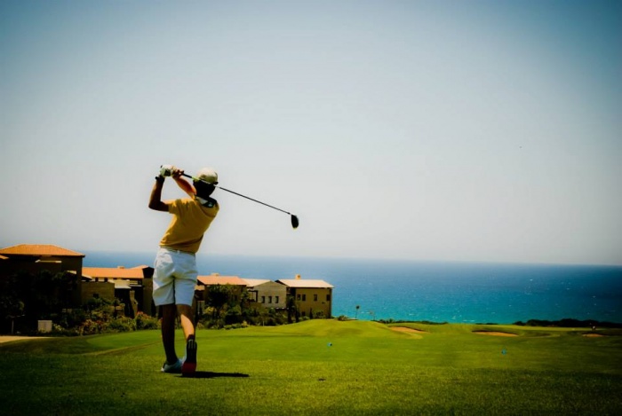 Τέταρτη χρονιά υποτροφιών στη Navarino Golf Academy!