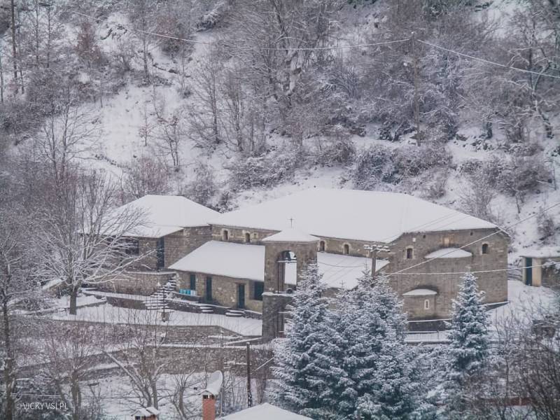 Ορεινή Ελλάδα: 50 παραμυθένια χωριά για μια χειμερινή εξόρμηση 2/2 (Φωτογραφίες)