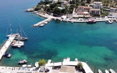 Κασσιόπη: Το παραδοσιακό ψαροχώρι της Κέρκυρας (Βίντεο)