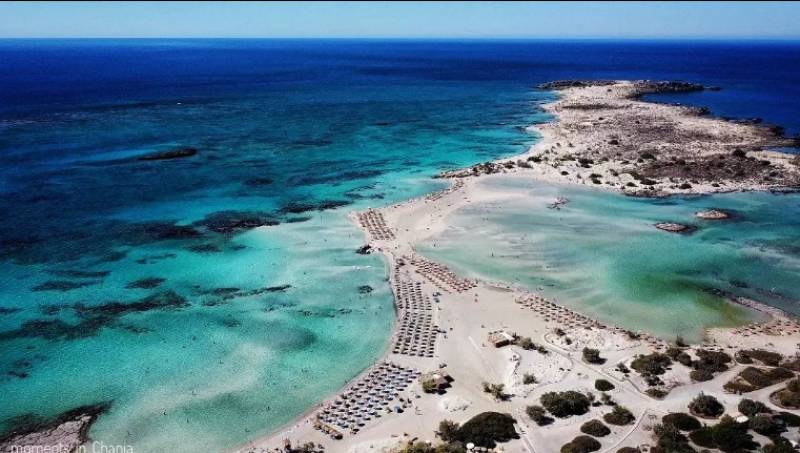 Telegraph - Οικογενειακές διακοπές: Τρεις ελληνικές παραλίες στις καλύτερες της Μεσογείου (pics)