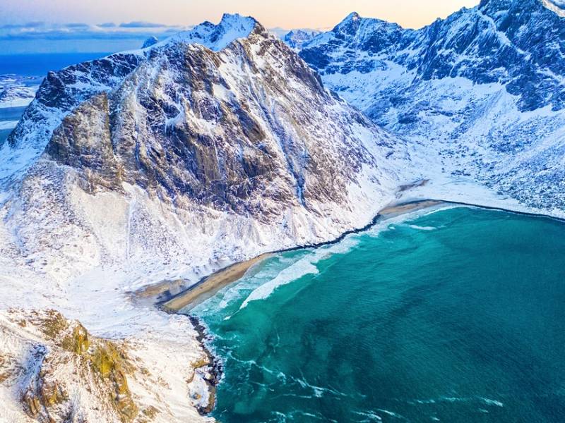 Lonely Planet: 7 ονειρικές παραλίες του κόσμου που είναι ακόμα καλύτερες το χειμώνα (pics)