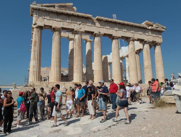 ΣΕΤΕ: Bελτιωμένη η εικόνα των κρατήσεων από τη M. Βρετανία για τον ελληνικό τουρισμό