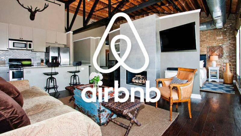 Στα ξενοδοχεία και στην πολυτέλεια ανοίγεται η Airbnb
