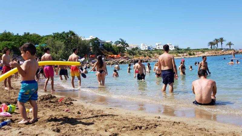 Κύπρος: Ρεκόρ αφίξεων τουριστών τους πρώτους επτά μήνες του έτους