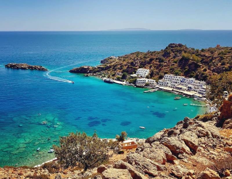 Conde Nast Traveller: Xωριό της Κρήτης σε λίστα με τους 12 πιο όμορφους παραθαλάσσιους προορισμούς της Ευρώπης (pics)