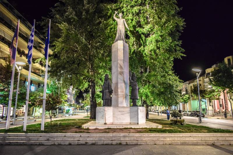 Όταν βραδιάζει η Καλαμάτα είναι μαγική (Φωτογραφίες)