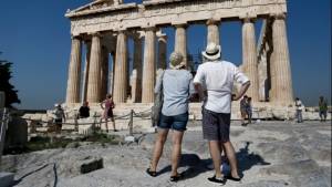 Κορονοϊός: Ισχυρό πλήγμα στην τουριστική βιομηχανία