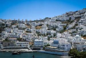Bloomberg: Εκρηκτική ανάπτυξη του ελληνικού τουρισμού
