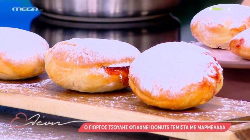 Donuts γεμιστά με μαρμελάδα (Βίντεο)