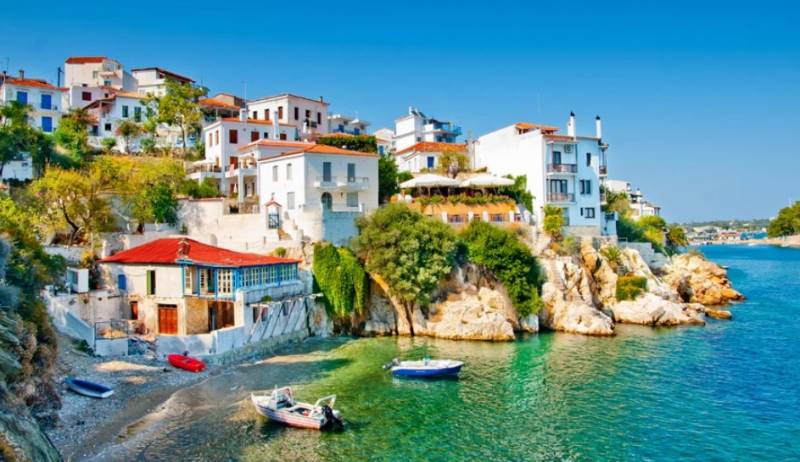 Σκιάθος: Πρωταγωνιστεί στις επιλογές Ελλήνων και Βαλκάνιων τουριστών