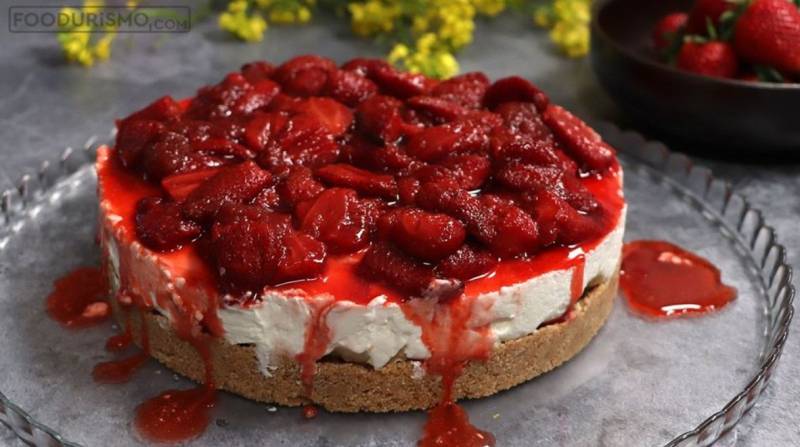 Cheesecake με σάλτσα φράουλας (Βίντεο)