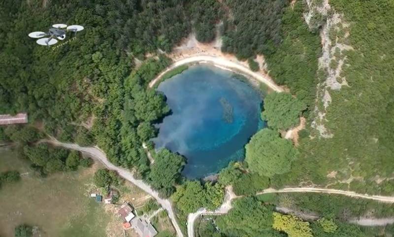 Βηρός: Η «μυστική» γαλάζια λίμνη της Ηπείρου (Βίντεο)