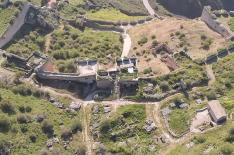 Ακροκόρινθος - Ανακαλύψτε το μεγαλύτερο κάστρο του Μοριά (Βίντεο)