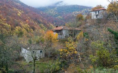 Σκοτίνα - Το χωριό που «βλέπει» Όλυμπο και Αιγαίο (Βίντεο)
