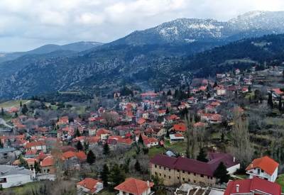 Αγόριανη: Η πανέμορφη εναλλακτική της πολύβουης Αράχωβας, στην αγκαλιά του Παρνασσού (Βίντεο)