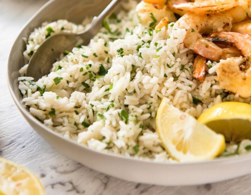 Ρύζι πιλάφι, λεμονάτο - Ένα ελαφρύ και γευστικό πιάτο