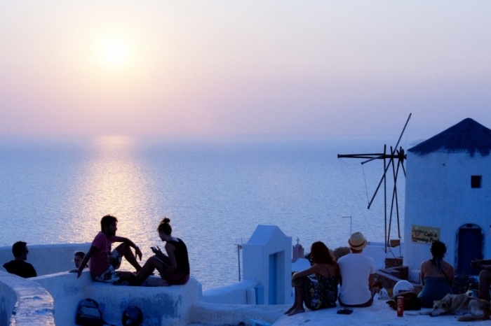 Guardian: Στον τουρισμό το &quot;κλειδί&quot; ανάκαμψης για την Ελλάδα
