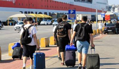 Πώς θα ταξιδεύουμε με πλοίο το καλοκαίρι - Το ηλεκτρονικό έγγραφο και οι διαρκείς έλεγχοι