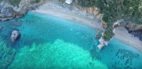 Μαγική εικόνα: Ο Μυλοπόταμος Πηλίου από drone! (βίντεο)