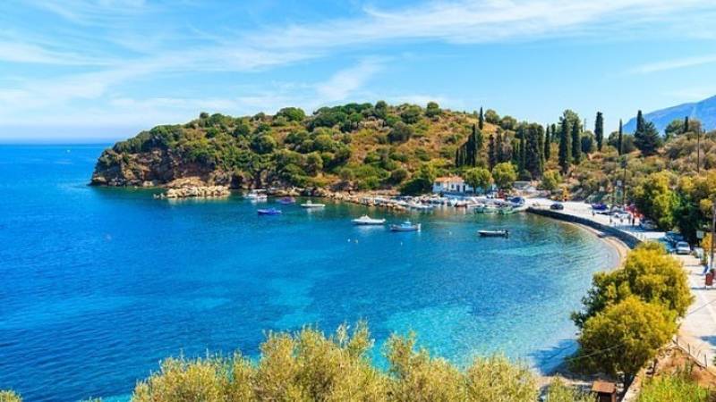 Η Σάμος απάντηση στον υπερτουρισμό - Σκανδιναβικά μέσα υμνούν την αυθεντικότητα του νησιού
