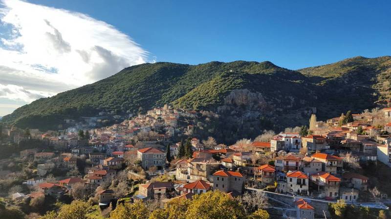 Xωριά για δροσερό καλοκαίρι στα ελληνικά βουνά - Από τη Φλώρινα μέχρι την Αρκαδία (Φωτογραφίες)