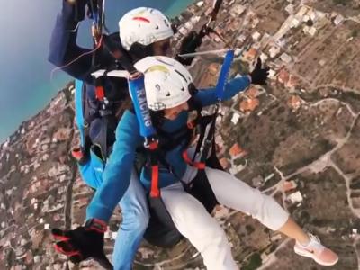 Πετώντας από τον Ταΰγετο μέχρι την παραλία της Καλαμάτας με αλεξίπτωτο πλαγιάς! (Βίντεο)