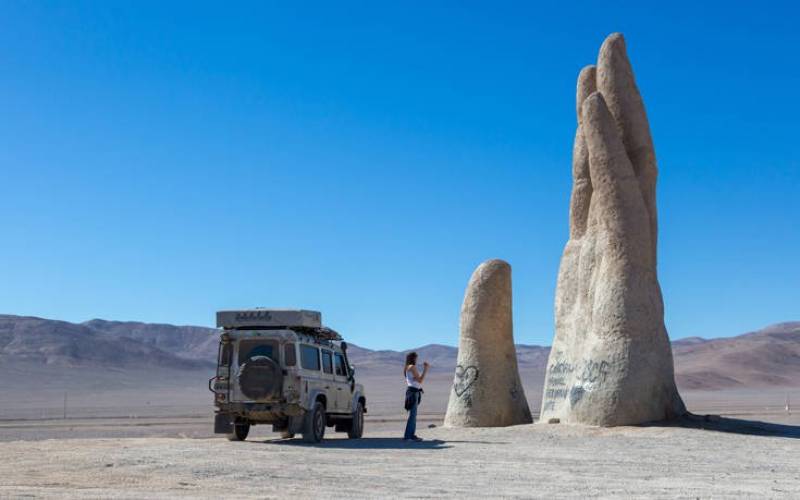 Το «Χέρι της Ερήμου» - Το επιβλητικό γλυπτό της Χιλής (Βίντεο+φωτογραφίες)