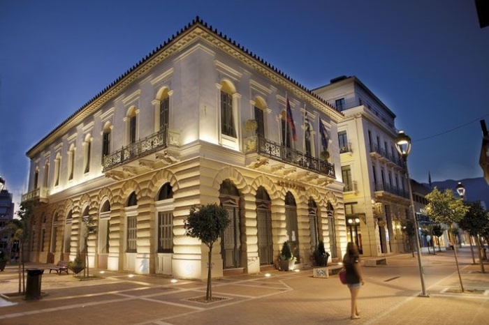 Ξενοδοχείο 2 διατηρητέα κτήρια της Καλαμάτας