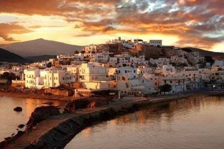 MSN: Στην κορυφή των 18 πιο εντυπωσιακών νησιών της Ευρώπης για το 2026 η Νάξος