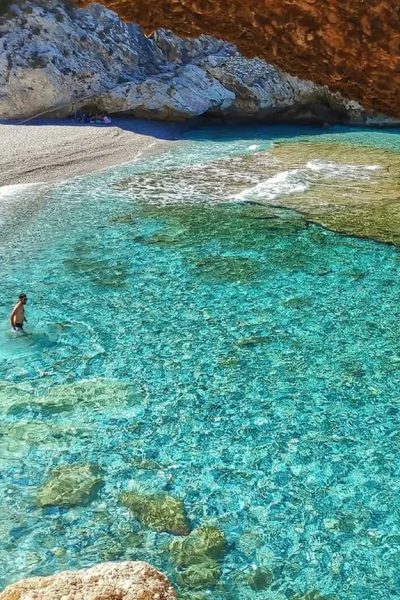 Lonely Planet: Η Σάμος πρώτη ανάμεσα στα ελληνικά νησιά που διατηρούν την αυθεντικότητά τους